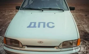 В ГИБДД рассказали подробности жёсткого столкновения двух автомобилей Nissan Bluebird в Кузбассе