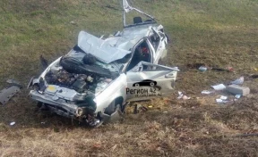 В Кузбассе водитель выжил в серьёзной аварии на трассе