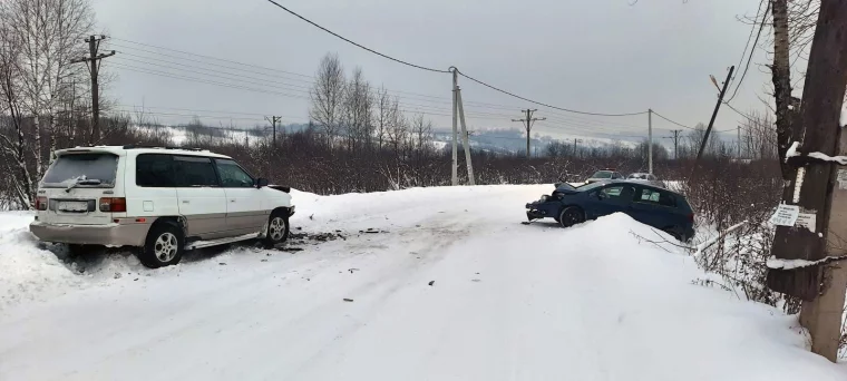 Фото: Один человек пострадал в жёстком ДТП в Кузбассе 3