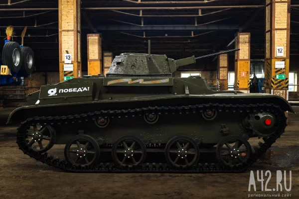 С постамента — в строй: как в Кемерове проходит подготовка военной техники ко Дню Победы