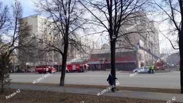 Фото: Стали известны подробности пожара в ресторане на бульваре Строителей в Кемерове 1