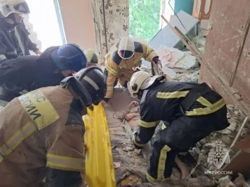 Фото: Четыре человека пострадали при взрыве газа в пятиэтажном доме в Донецке 1