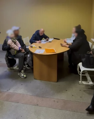 В новосибирском ТЦ нашли похищенную три года назад отцом девочку