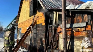 Фото: МЧС: 7-летний мальчик погиб на пожаре в Междуреченске 2