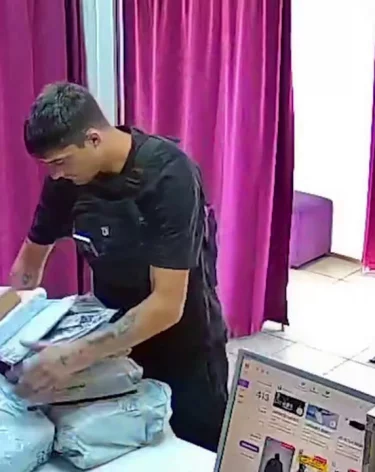 Кемеровчанин надел новую одежду и сбежал из ПВЗ, не оплатив заказ