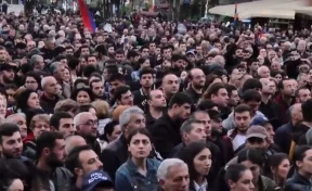 В Ереване в ходе протестов задержали более 200 демонстрантов