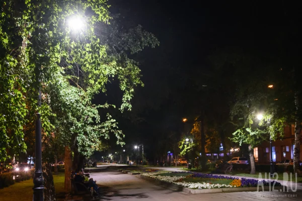 Власти Кемерова потратит более 100 миллионов рублей на ремонт скверов и тротуаров