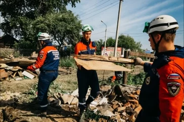 Фото: Кузбасские студенты помогут пострадавшим от наводнения жителям Забайкалья 3