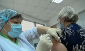 Кемеровчане старше 60 лет получат подарки за вакцинацию от COVID-19