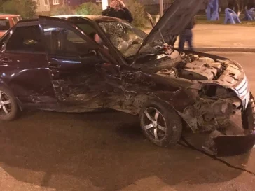 Фото: Появилось видео ночного ДТП в Кемерове 2