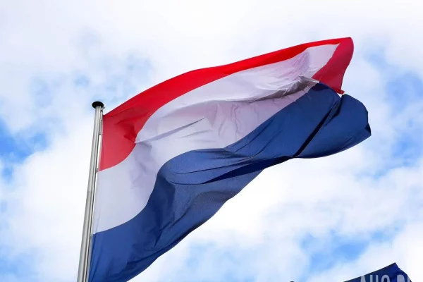 В Амстердаме произошёл взрыв возле еврейской школы