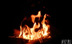 В Кузбассе загорелась баня: есть погибшие