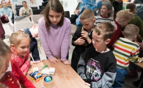 «Не бери у незнакомцев игрушки — там может быть взрывчатка»: как в Кузбассе учат детей безопасности