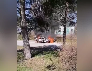 Фото: В Кузбассе в  Беловском городском округе пожар в автомобиле попал на видео 1