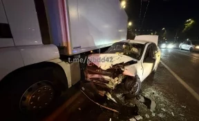 Водитель была пьяна: 5 человек пострадали в тройном ДТП на проспекте Ленина в Кемерове