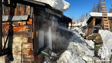 Фото: МЧС: 7-летний мальчик погиб на пожаре в Междуреченске 1