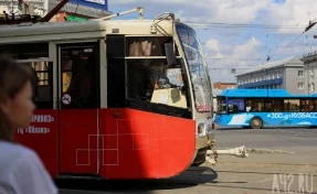 В Кемерове на Южном задымился трамвай