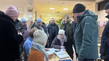 Фото: В Кемерове создали штаб для помощи жильцам горевшего дома по Белозёрной улице 1