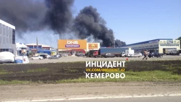 Фото: Появилось видео с места крупного пожара в Кемерове 3