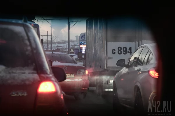 В Кемерове 12 декабря изменится движение на перекрёстке Кузнецкий — Федоровского