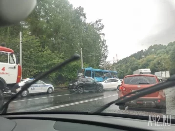 Фото: Стали известны подробности массового ДТП на Логовом шоссе. Столкнулись четыре автомобиля. 1