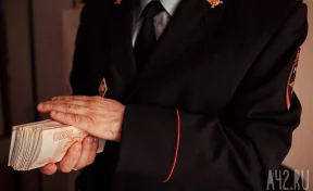 В Волгоградской области жена участника СВО потратила его выплаты и попала под суд