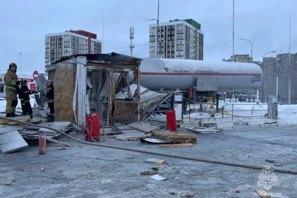 В Ханты-Мансийске на автозаправке прогремел взрыв
