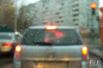 Фото: ГИБДД Кузбасса предупредила водителей об опасностях на дорогах из-за ливня и града 1