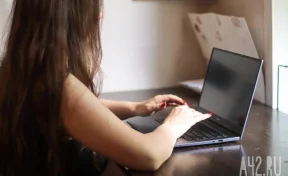 Годовалый ребёнок «купил» 102 товара в интернет-магазине, матери не дали от них отказаться: суд вынес решение 