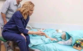 Елена Малышева рассказала о состоянии ребёнка, попавшего в ДТП на кузбасской трассе