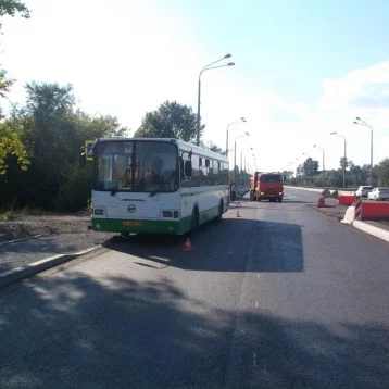Фото: В Новокузнецке в ДТП пострадала пассажирка автобуса 1