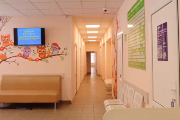 Глава минздрава Кузбасса показал видео отремонтированной поликлиники в Прокопьевске