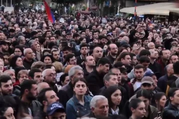Фото: В Ереване в ходе протестов задержали более 200 демонстрантов 1