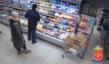 Фото: Кузбассовец вынес из магазинов 95 упаковок сыра: дело ушло в суд 1