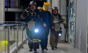 В Новокузнецке 50 пожарных «тушили» торговый центр 