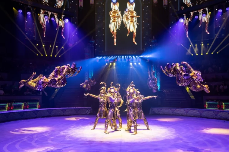 Фото: Аншлаг с первых дней: в Кемеровском цирке состоялась премьера шоу Гии Эрадзе «Песчаная сказка» 3