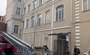В Москве загорелся бизнес-центр. Есть пострадавшие 