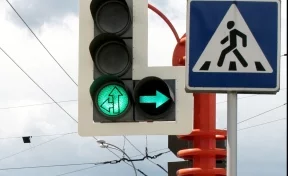 В Кемерове на 3 часа отключат светофоры на перекрёстке Шахтёров — Юрия Смирнова
