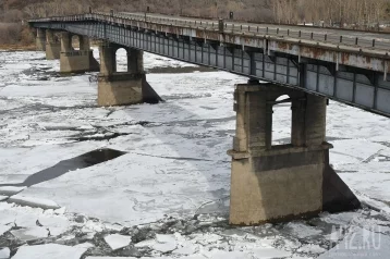 Фото: На Томи в Кемерове снизился уровень воды 1