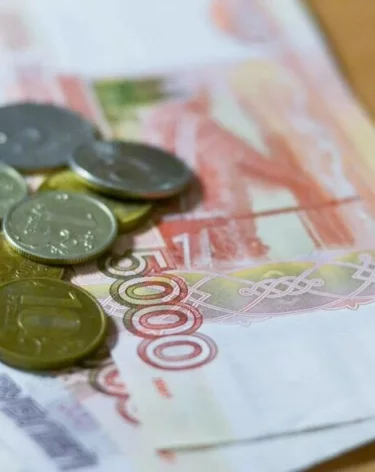 Эксперт: если откладывать по 1 000 на пенсию, то через 25 лет накопится 2,1 млн рублей