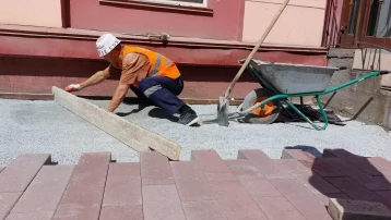 Фото: «Темпы хорошие»: мэр Кемерова показал, как ремонтируют улицу Кирова 2
