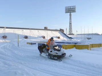 Фото: В Кемерове появится площадка для игры в волейбол на снегу 1