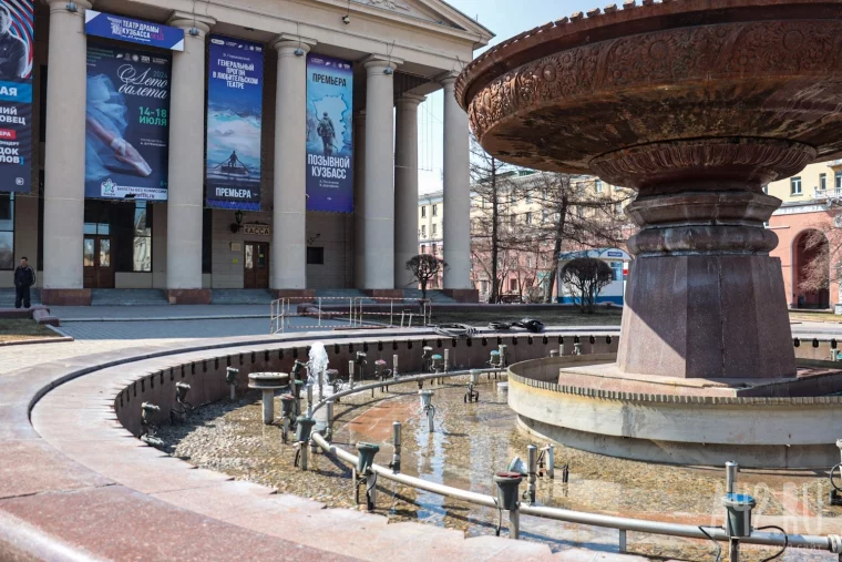 Фото: В Кемерове началась расконсервация фонтанов, их запустят 1 мая 3