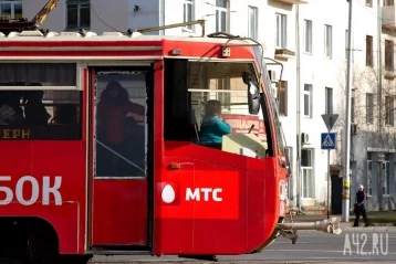 Фото: Соцсети: кемеровчане пожаловались на длительное ожидание транспорта из-за поломки трамвая 1