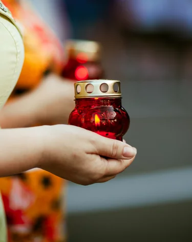 В Москве у дома обнаружили тело музыканта Альберта Комарова 