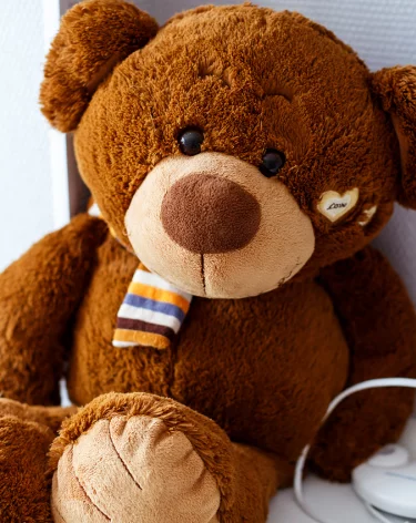 В Севастополе мать дала 2-летнему сыну пиво и неизвестное вещество