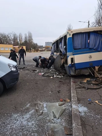 Фото: В Херсонской области 4 человека погибли в результате обстрела автобуса 1