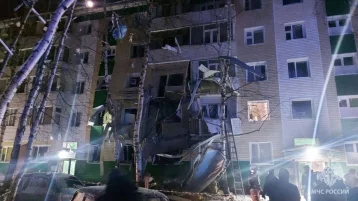 Фото: В Нижневартовске при взрыве газа в жилом доме погибли 6 человек. Разбор завалов продолжается 1