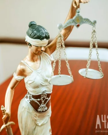 Чичваркина* и Шендеровича* внесли в перечень экстремистов и террористов