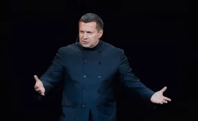 Соловьёв в ответ на расследование Навального посоветовал ему «подкачать грудь»